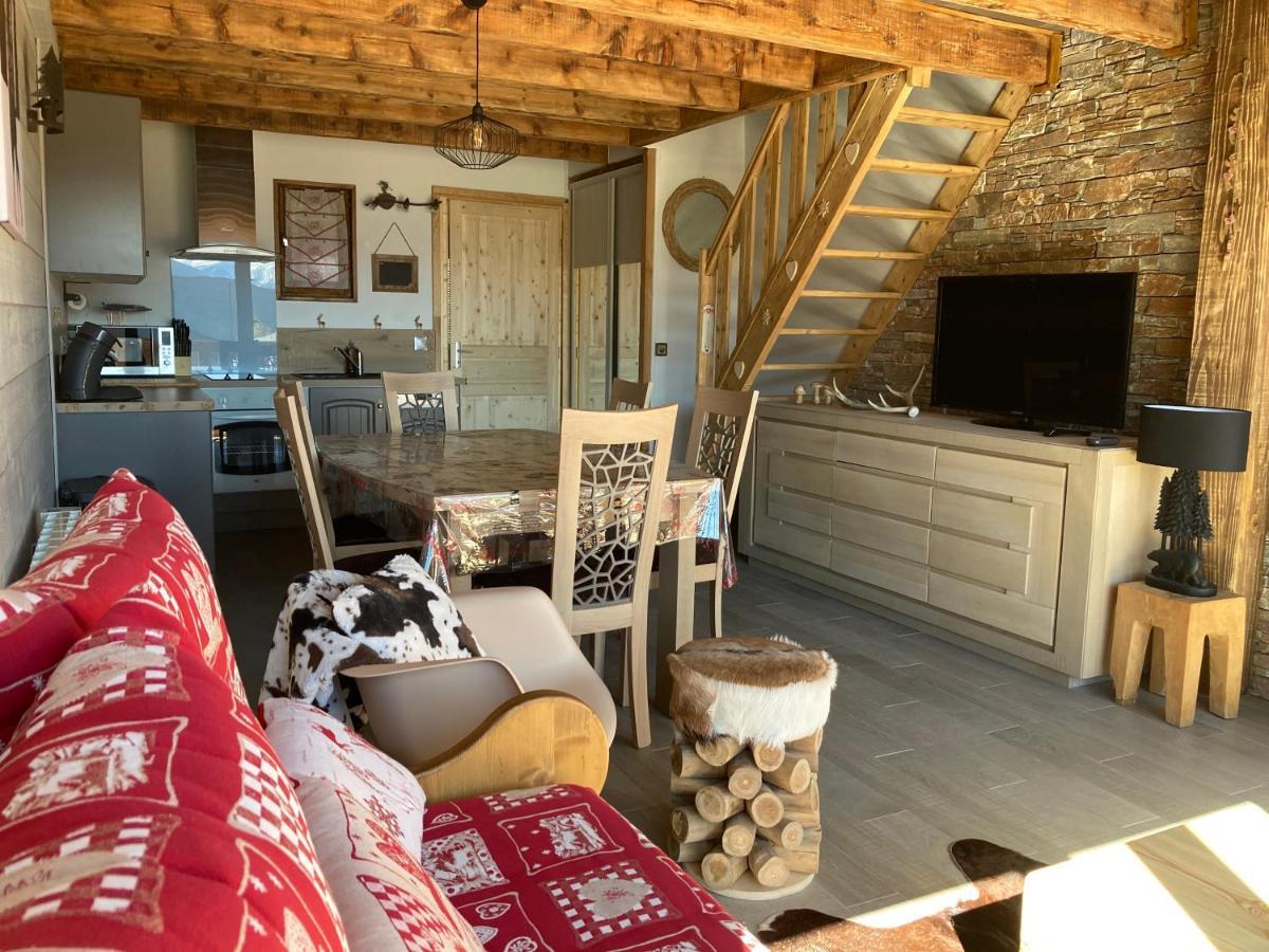 Chalet cosy rénové avec vue sur le lac Les Angles  Exterior foto